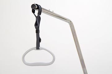 Lifting pole handle - adjustable by retractor